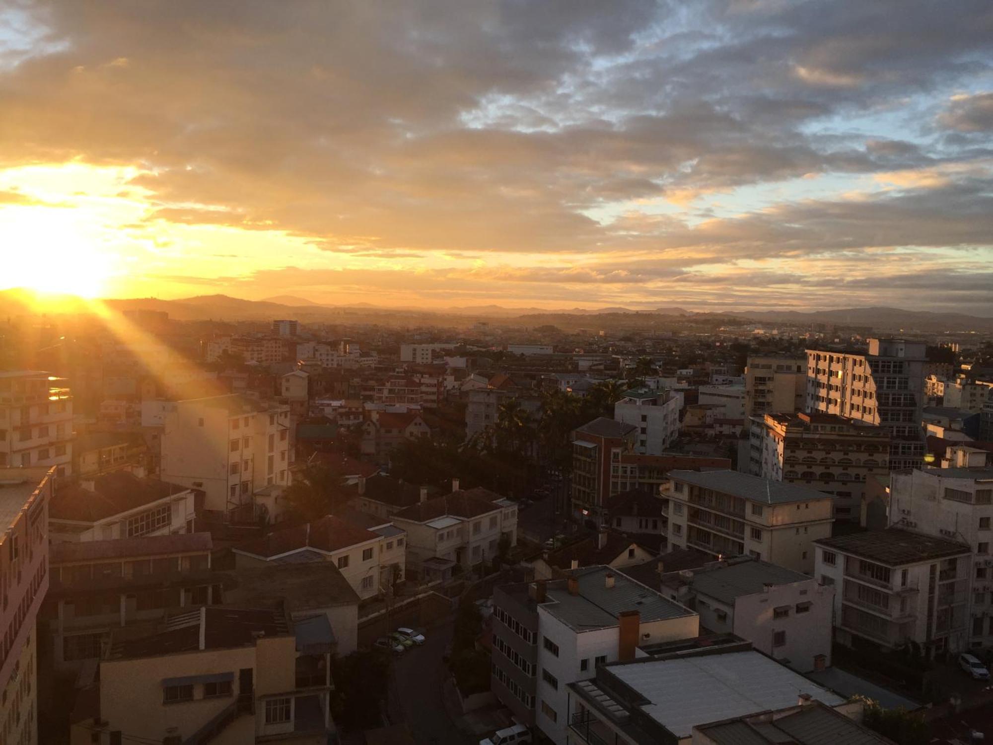 Hotel Le Pousse Pousse Antananarivo Exterior foto